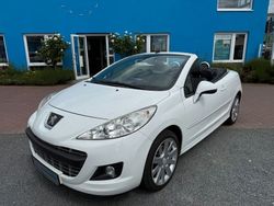 Weiß Gebraucht 2012 Peugeot 207 CC Allure Cabrio | 6.980 € (Teuer)
