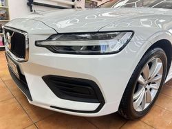 Gebraucht 2019 Volvo V60 Momentum Kombi | 19.500 € (Fairer Preis)