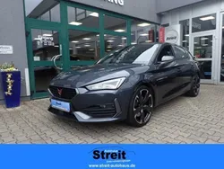 Grau Gebraucht 2022 Cupra Leon VZ Limousine | 29.870 € (Guter Preis)