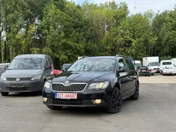 Schwarz Gebraucht 2014 Skoda Superb Active Kombi | 5.800 € (Superpreis)