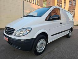 Weiß Gebraucht 2010 Mercedes Vito Van / Kleinbus | 6.490 € (Fairer Preis)