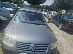 Silber Gebraucht 2004 VW Passat Comfortline Kombi | 999 € (Superpreis)