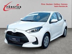 Weiß Neu 2025 Toyota Yaris Hybrid Comfort Limousine | 22.690 € (Guter Preis)