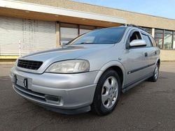 Silber Gebraucht 2001 Opel Astra Comfort Kombi | 1.999 € (Etwas zu teuer)