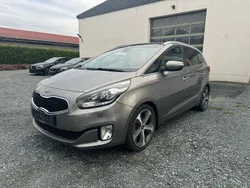 Silber Gebraucht 2016 Kia Carens Spirit Van / Kleinbus | 13.700 € (Fairer Preis)