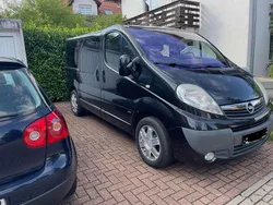 Schwarz Gebraucht 2014 Opel Vivaro Cosmo Van | 16.000 €