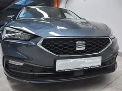 Grau Gebraucht 2021 Seat Leon Style Limousine | 14.980 € (Fairer Preis)