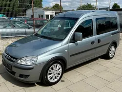 Silbersee/perl silber (m2) Gebraucht 2011 Opel Combo Business Van / Kleinbus | 4.450 € (Etwas zu teuer)