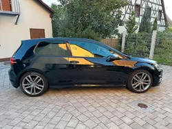 Schwarz Gebraucht 2015 VW Golf VII LOUNGE Limousine | 10.900 € (Fairer Preis)