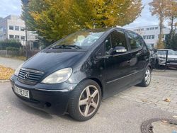 Schwarz Gebraucht 2003 Mercedes A190 Elegance Limousine | 1.700 € (Superpreis)