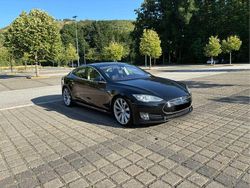 Schwarz Gebraucht 2013 Tesla Model S Kleinwagen | 14.400 €
