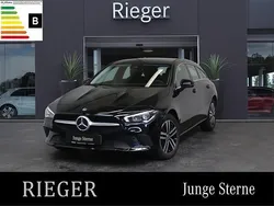 Schwarz Gebraucht 2022 Mercedes CLA250 Shooting Brake Kombi | 27.889 € (Superpreis)