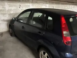 Blau Gebraucht 2004 Ford Fiesta Kleinwagen | 750 € (Guter Preis)