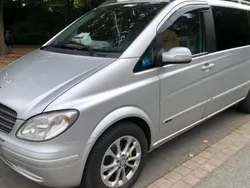 Silber Gebraucht 2005 Mercedes Viano Van / Kleinbus | 8.500 €
