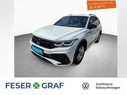 Oryxweiß perlmutteffekt Gebraucht 2024 VW Tiguan Allspace R-line SUV | 44.400 € (Fairer Preis)