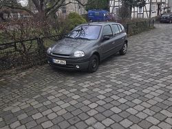 Grau Gebraucht 1998 Renault Clio II Limousine | 1.200 € (Fairer Preis)