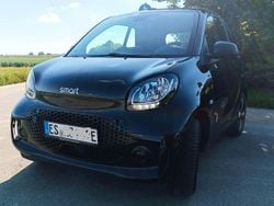 Schwarz Gebraucht 2023 Smart ForTwo Electric Drive Passion Cabrio | 13.900 € (Fairer Preis)