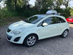 Grün Gebraucht 2011 Opel Corsa Innovation Kleinwagen | 2.500 € (Guter Preis)