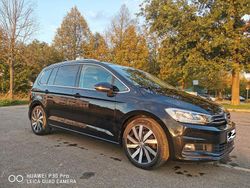 Schwarz Gebraucht 2019 VW Touran IQ Drive Van / Kleinbus | 19.200 € (Fairer Preis)