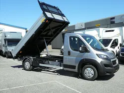 Grau Neu 2025 Peugeot Boxer Van | 44.900 €
