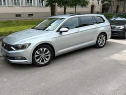 Silber Gebraucht 2017 VW Passat Kombi | 15.000 € (Fairer Preis)