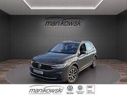 Grau Gebraucht 2024 VW Tiguan Life SUV | 29.990 € (Guter Preis)