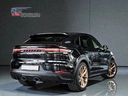 Schwarz Gebraucht 2025 Porsche Cayenne Turbo E-Hybrid SUV | 209.000 € (Guter Preis)