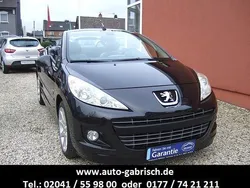 Obsidienschwarz/schutzlack Gebraucht 2010 Peugeot 207 CC Roland Garros Cabrio | 6.680 € (Teuer)