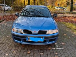 Blau Gebraucht 1999 Mitsubishi Carisma Comfort Edition Limousine | 500 € (Guter Preis)