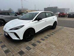 Weiß Gebraucht 2022 MG MG4 EV Kleinwagen | 13.700 € (Fairer Preis)