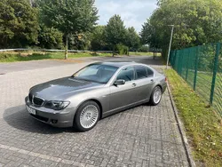 Grau Gebraucht 2005 BMW 750 Limousine | 10.000 €