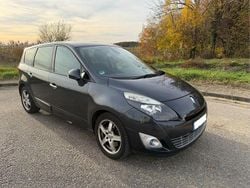 Schwarz Gebraucht 2010 Renault Grand Scénic III Van / Kleinbus | 4.900 € (Fairer Preis)