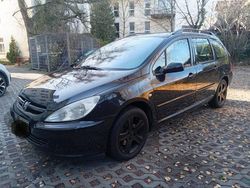 Schwarz Gebraucht 2004 Peugeot 307 Kombi | 1.000 € (Guter Preis)