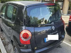 Schwarz Gebraucht 2005 Renault Modus Van / Kleinbus | 1.400 € (Fairer Preis)