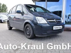 Scarabäusgrün mineraleffekt Gebraucht 2004 Opel Meriva Enjoy Van / Kleinbus | 899 € (Superpreis)