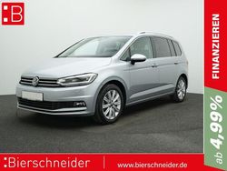 Silber Gebraucht 2024 VW Touran Highline Van / Kleinbus | 35.950 € (Fairer Preis)