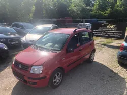 Rot Gebraucht 2006 Fiat Panda Kleinwagen | 2.590 € (Fairer Preis)