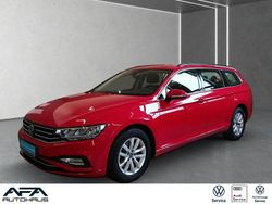 Rot Gebraucht 2023 VW Passat Business Kombi | 21.989 € (Guter Preis)