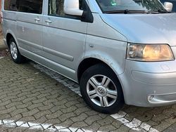 Grau Gebraucht 2006 VW T5 Van | 13.999 € (Teuer)