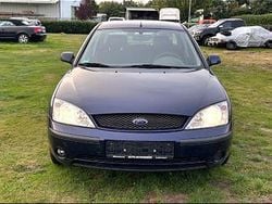 Blau Gebraucht 2000 Ford Mondeo Limousine | 1.400 € (Guter Preis)