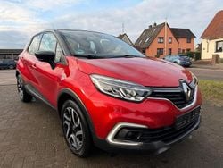 Rot Gebraucht 2019 Renault Captur Bose Edition SUV | 7.900 € (Fairer Preis)