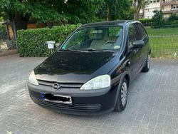 Schwarz Gebraucht 2002 Opel Corsa Limousine | 990 € (Guter Preis)