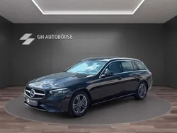 Obsidianschwarz Gebraucht 2022 Mercedes C200 Avantgarde Kombi | 28.999 € (Fairer Preis)