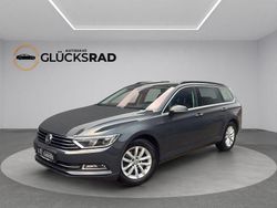 Grau Gebraucht 2017 VW Passat Kombi | 15.890 € (Fairer Preis)