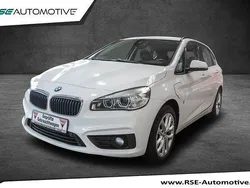 Weiß Gebraucht 2017 BMW 225 Active Tourer Van / Kleinbus | 14.490 € (Fairer Preis)