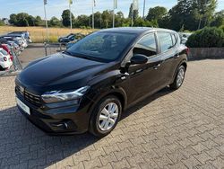Schwarz Gebraucht 2022 Dacia Sandero Comfort Kleinwagen | 12.980 € (Fairer Preis)