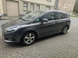 Gebraucht 2016 Ford S-MAX S Van / Kleinbus | 15.500 € (Fairer Preis)