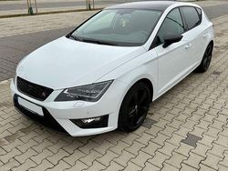Weiß Gebraucht 2016 Seat Leon FR Limousine | 14.000 € (Etwas zu teuer)
