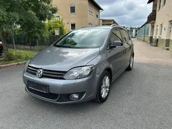 Grau Gebraucht 2011 VW Golf Plus Cross Style Van / Kleinbus | 4.299 € (Fairer Preis)