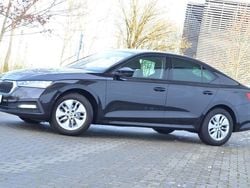 Schwarz Gebraucht 2021 Skoda Octavia Ambition Limousine | 19.580 € (Guter Preis)